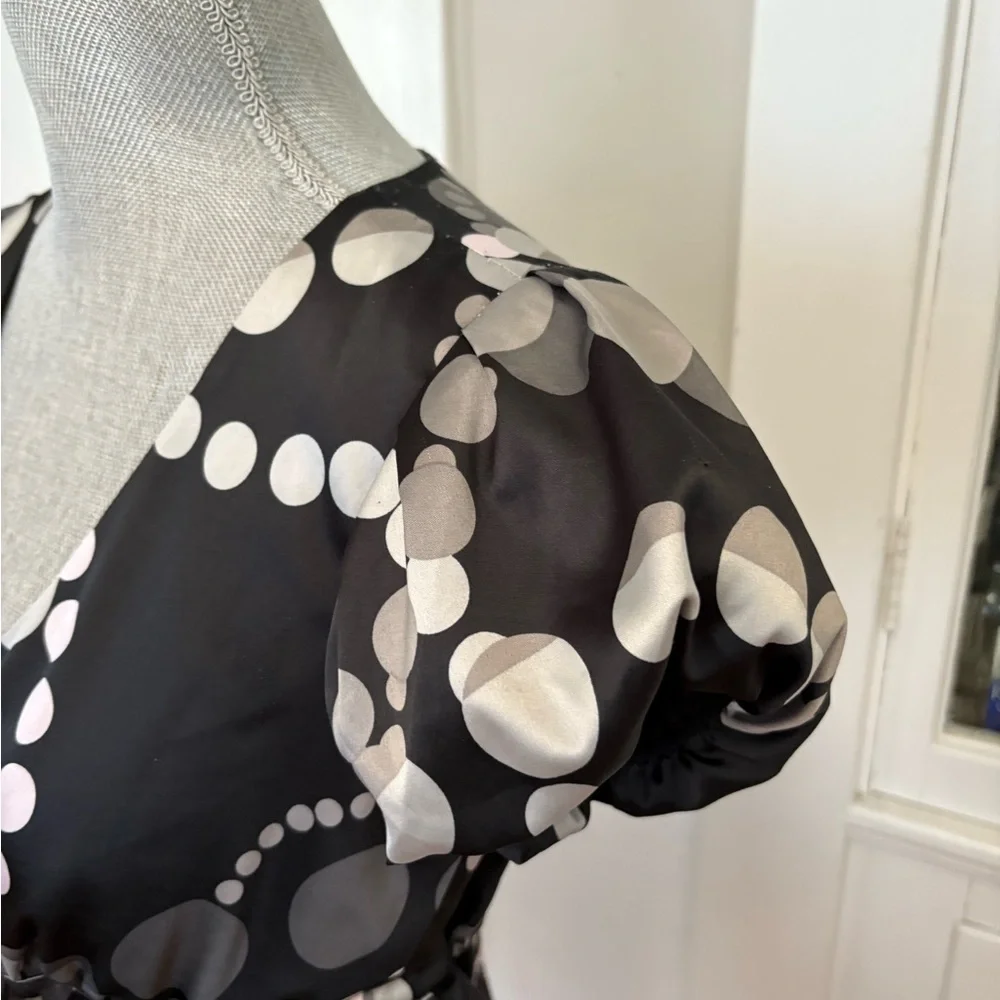 Zara Black and White Tie Front Cap Sleeve Blouse